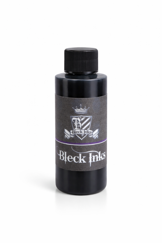 Maquillage hybride Bleck Inks