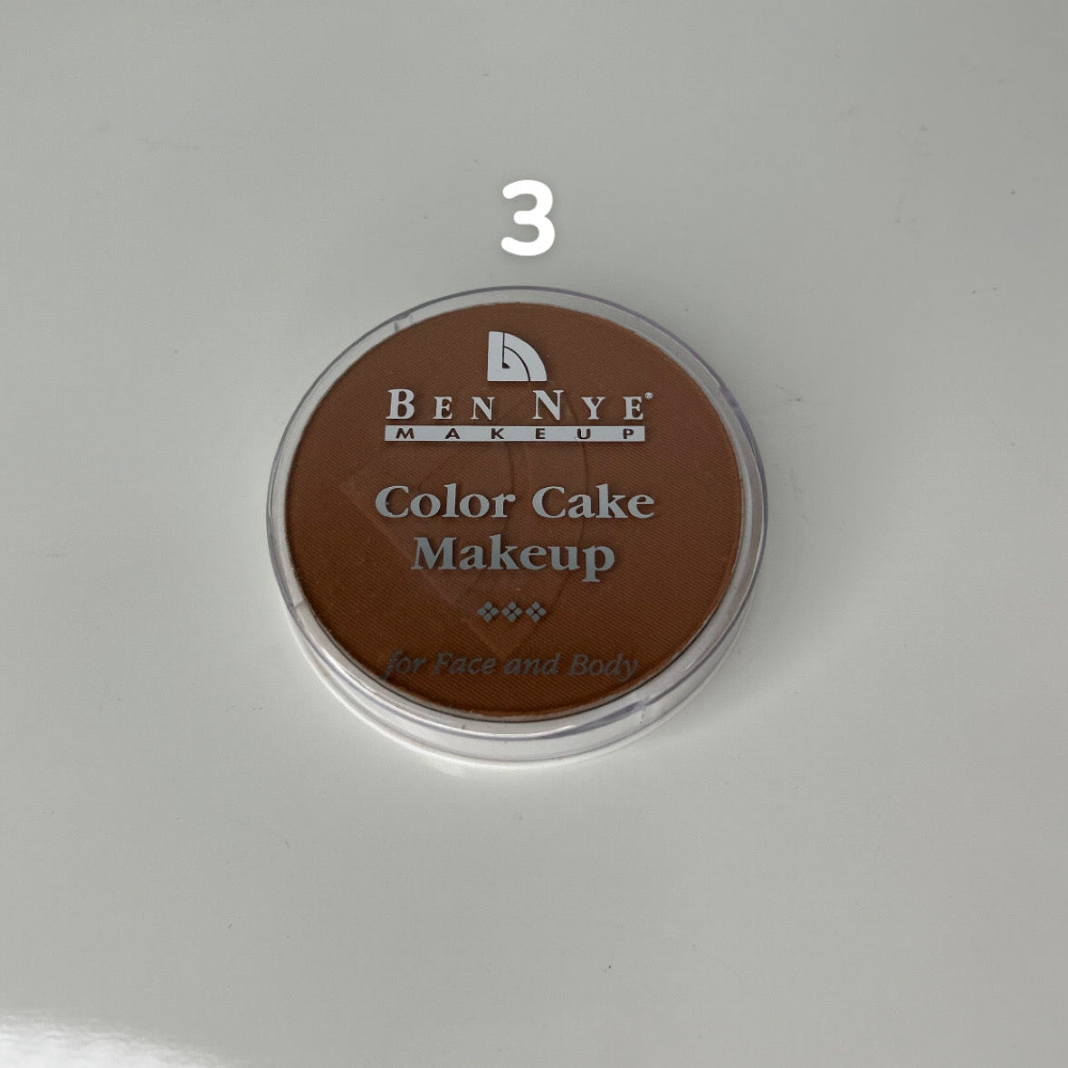 Fond de teint Color Cake Makeup BEN NYE