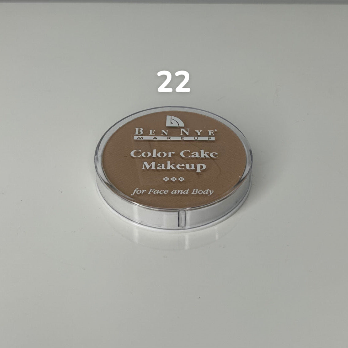Fond de teint Color Cake Makeup BEN NYE